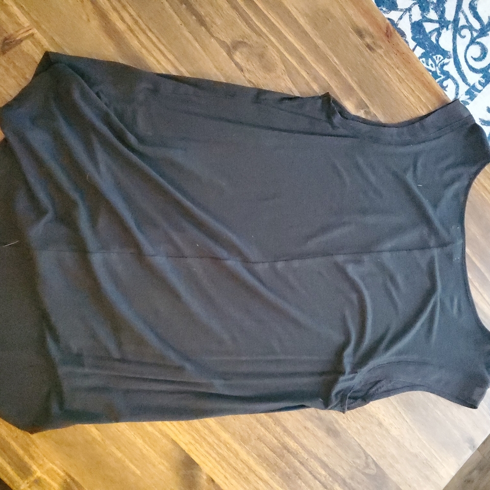 Maurices Work Essential Tank - Picture 2 of 3